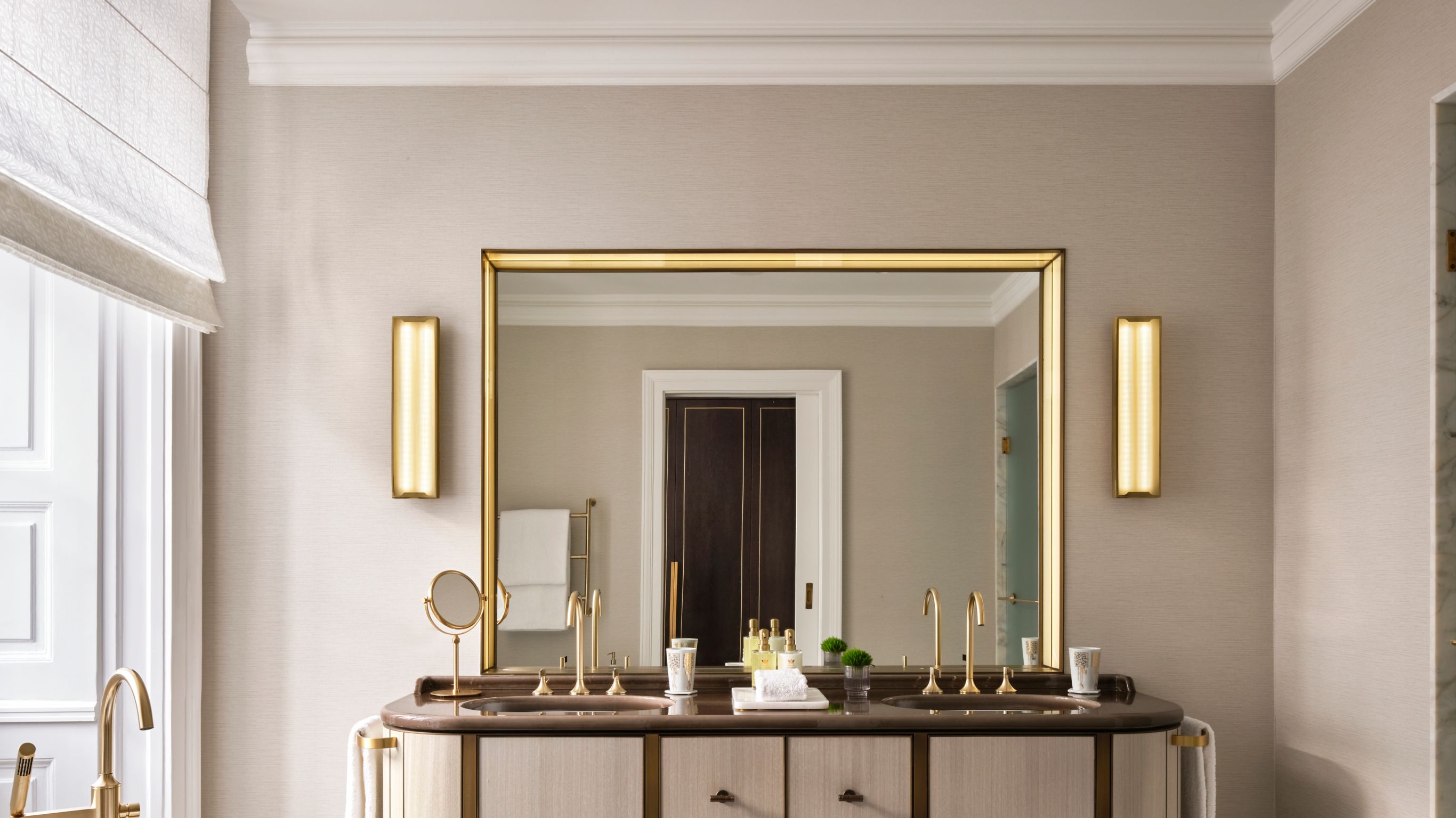 Executive Suite Bathroom